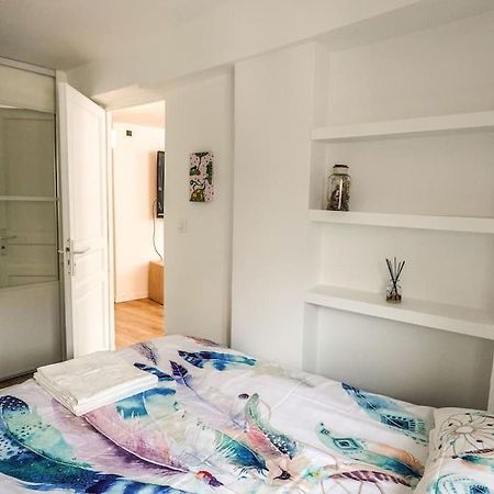 Sunny Apartement Notre Dame Paris Eksteriør billede